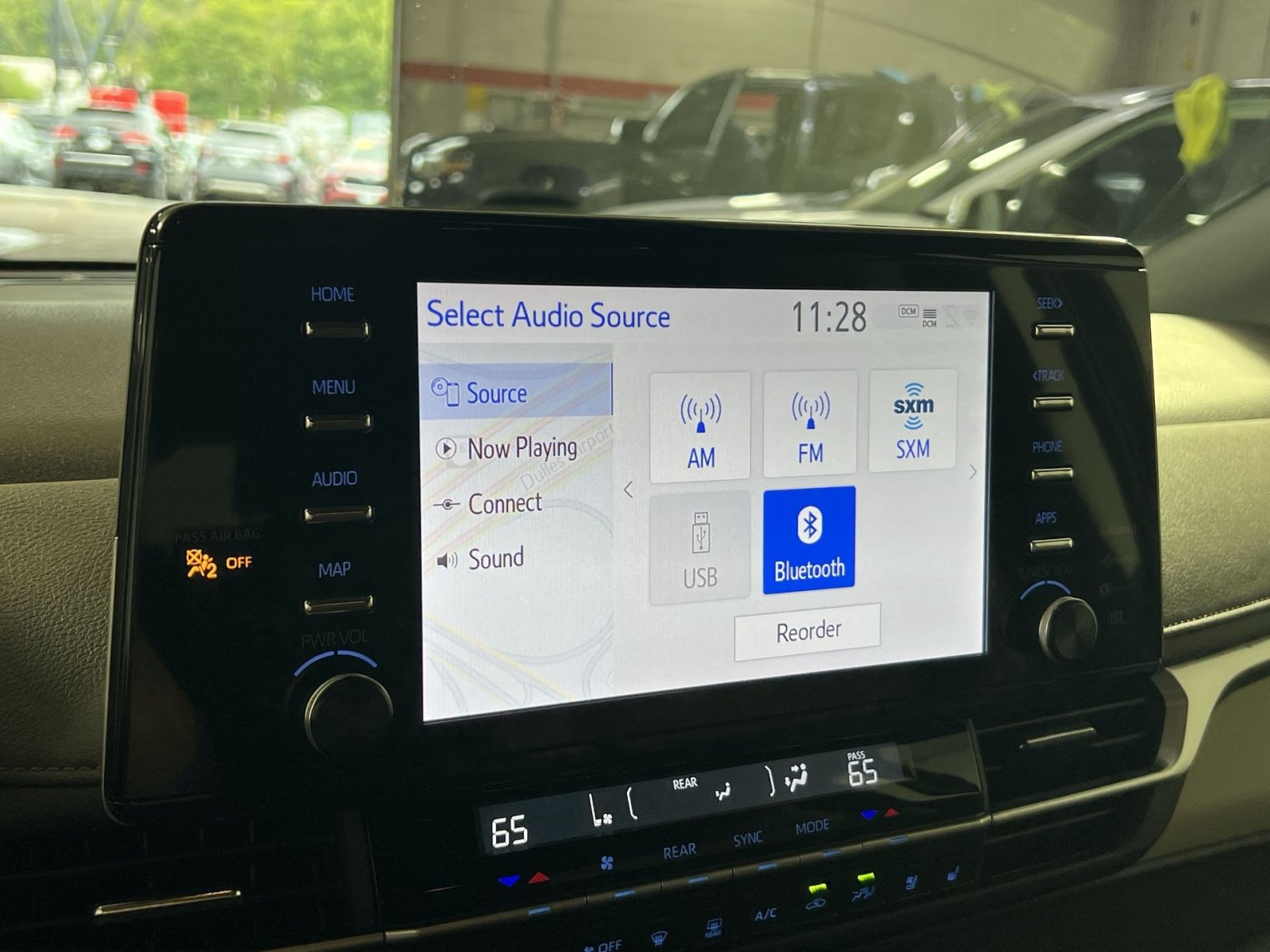 Used 2024 Toyota Sienna Platinum AWD/4WD image 18