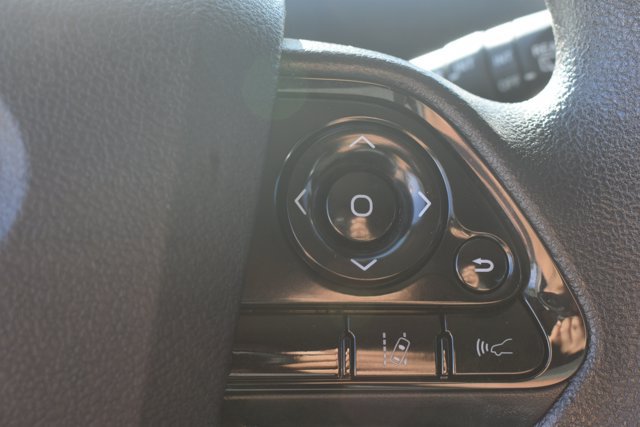 Used 2021 Toyota Prius LE FWD image 19