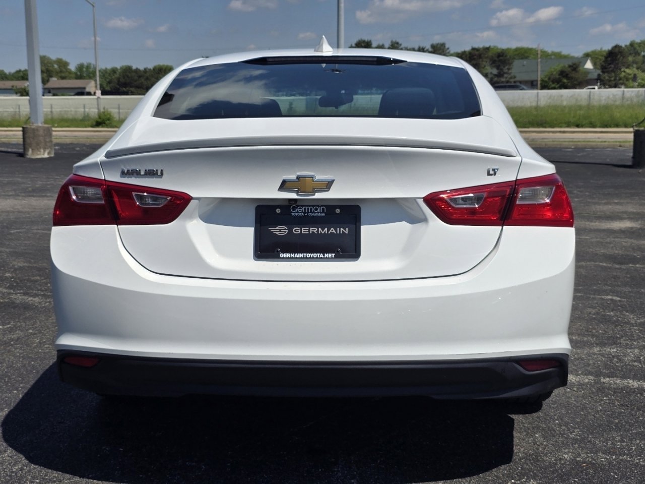 Used 2018 Chevrolet Malibu LT w/ Sport Package FWD image 12