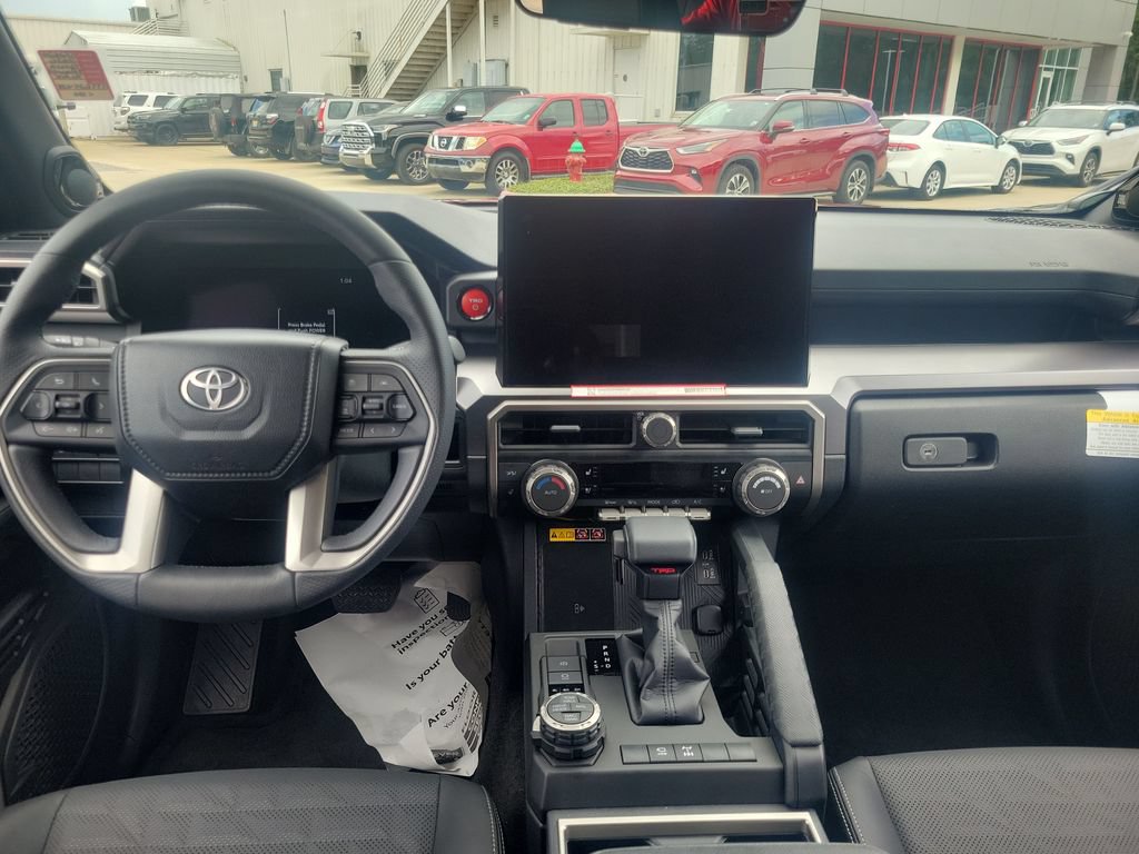 Certified 2026 Toyota 4Runner TRD Off-Road Premium AWD/4WD image 23