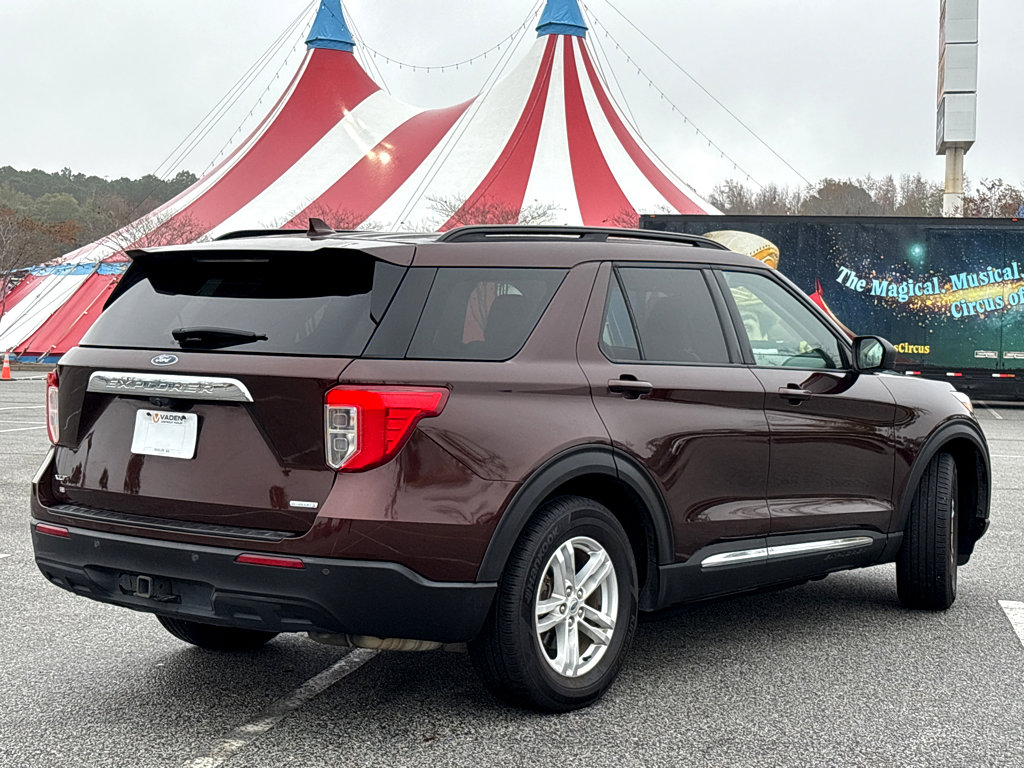 Used 2020 Ford Explorer XLT w/ Comfort Package image 26