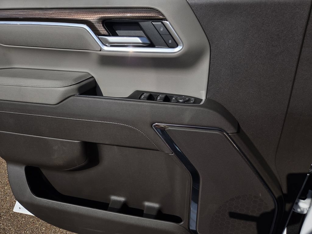 New 2026 Chevrolet Silverado 1500 LT w/ Protection Package AWD/4WD image 19