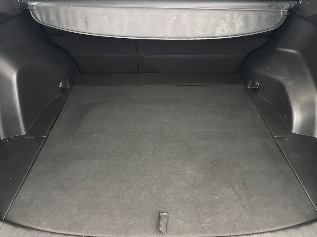 Used 2022 Toyota RAV4 XLE AWD/4WD image 14