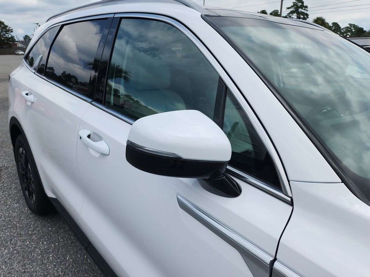 New 2025 Kia Sorento S w/ Panoramic Sunroof Package image 12