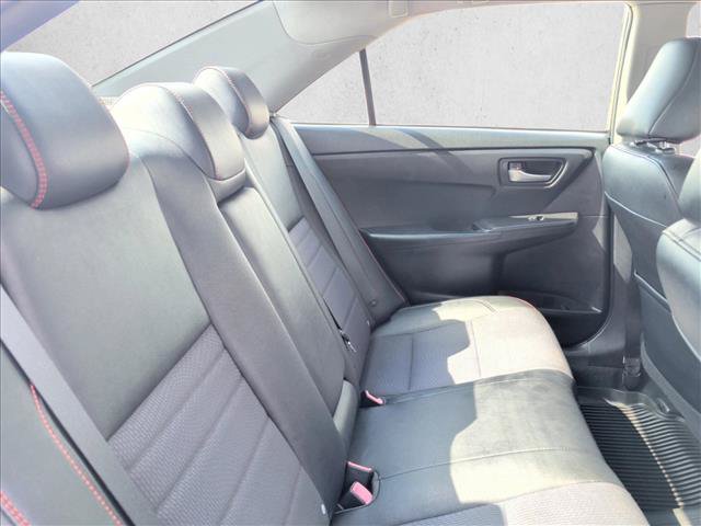 Used 2016 Toyota Camry SE FWD image 19