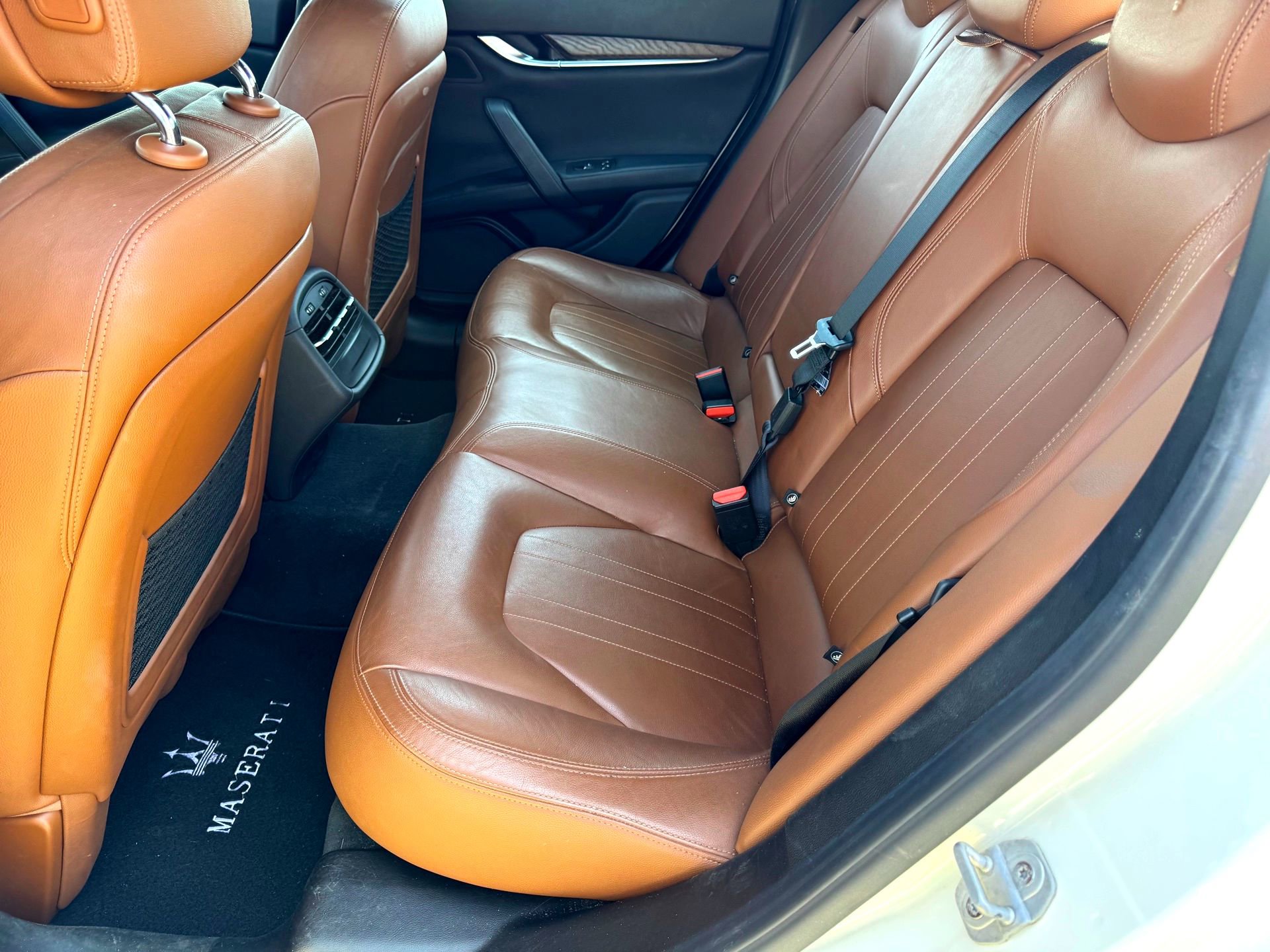 Used 2017 Maserati Ghibli image 23