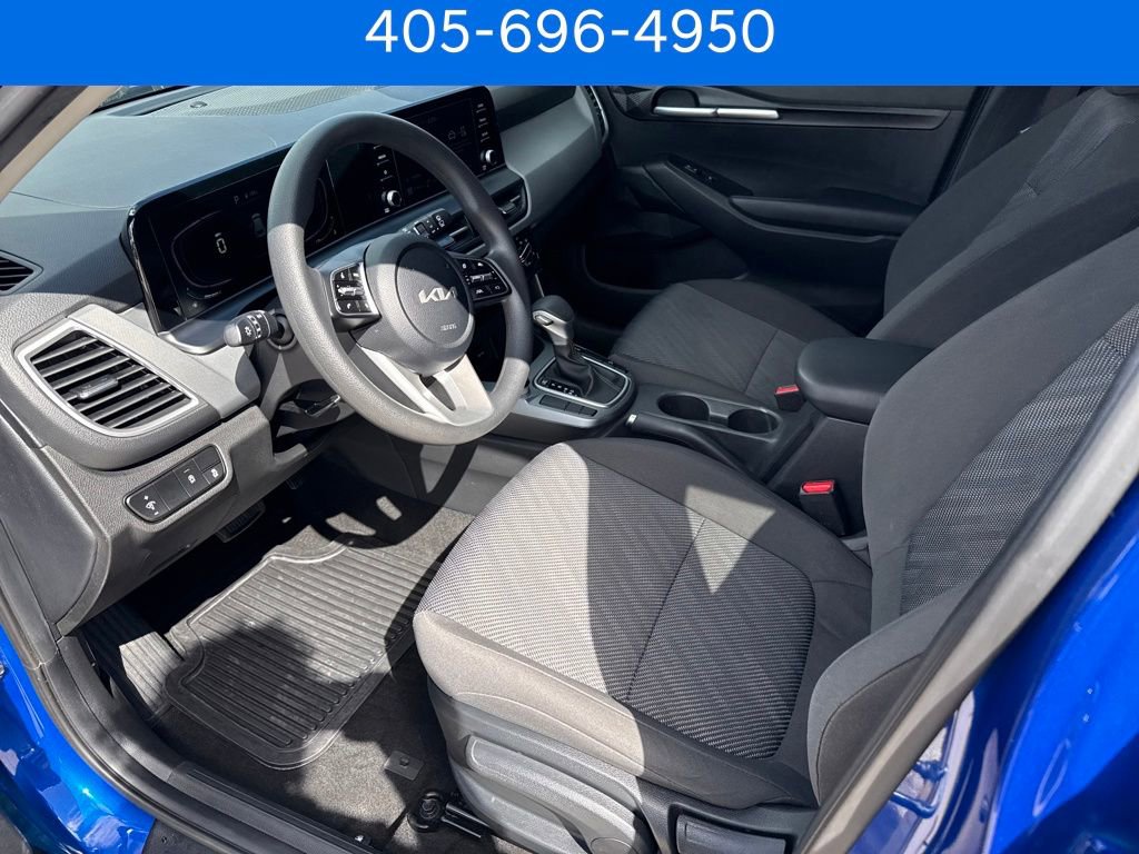 Used 2024 Kia Seltos LX image 12