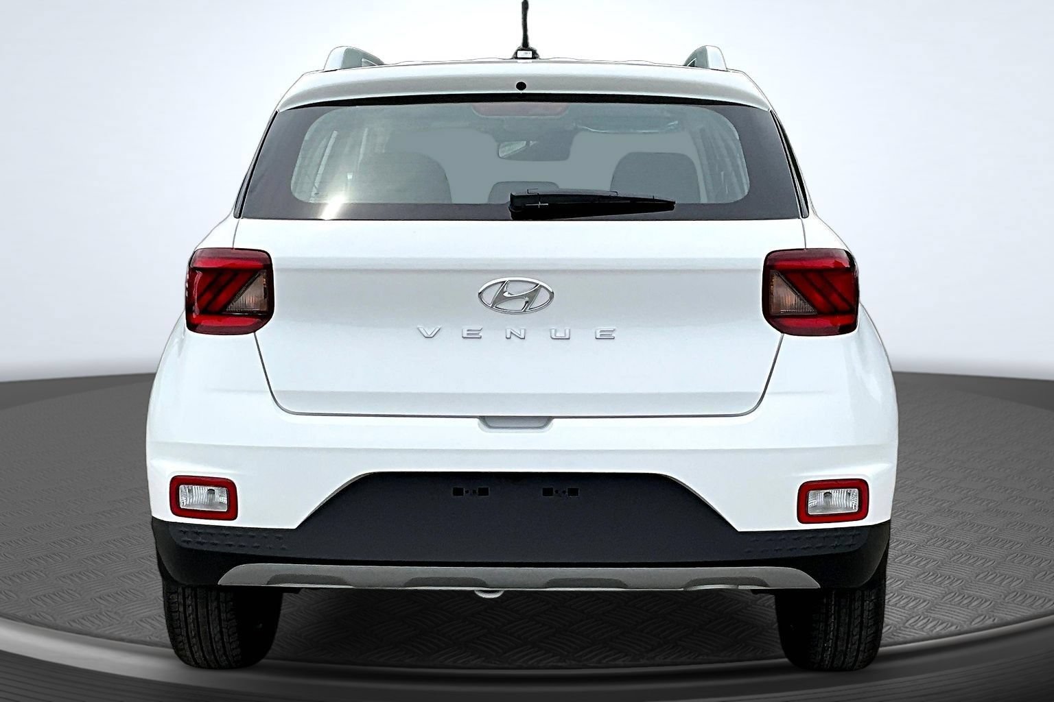 New 2026 Hyundai Venue SEL FWD image 6
