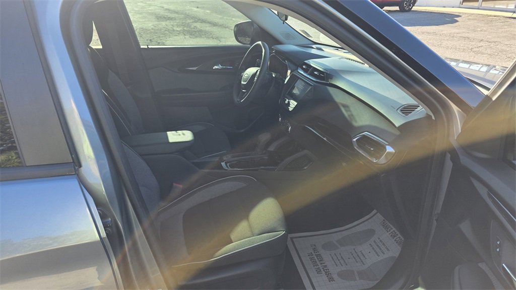 Used 2023 Chevrolet TrailBlazer LT image 6