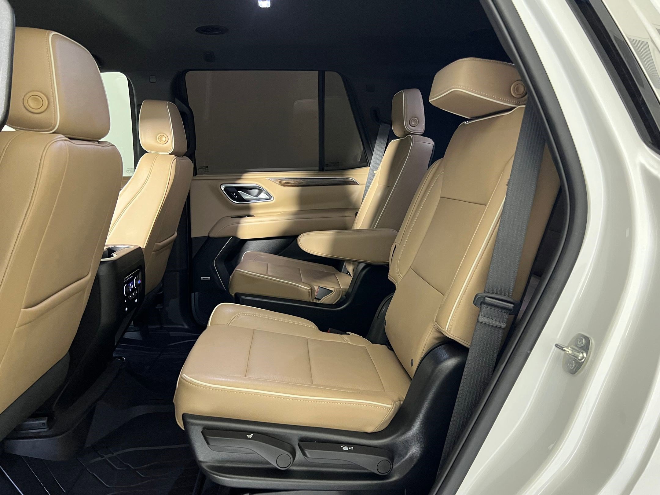 Used 2022 Chevrolet Tahoe Premier image 14