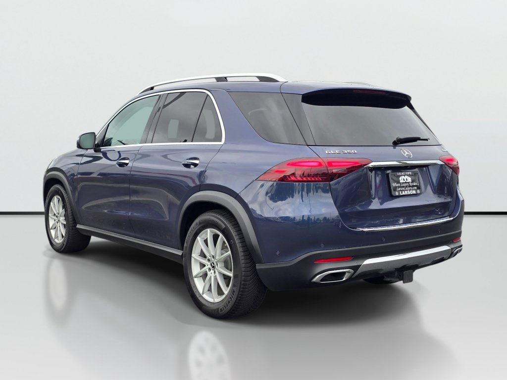 Used 2024 Mercedes-Benz GLE 350 4MATIC w/ Driver Assistance Package image 3