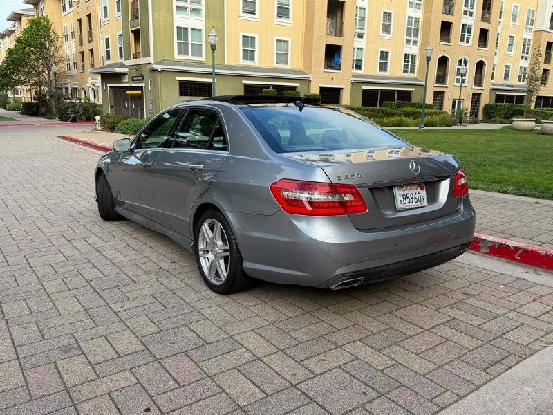 Used 2010 Mercedes-Benz E 550 Sedan image 8