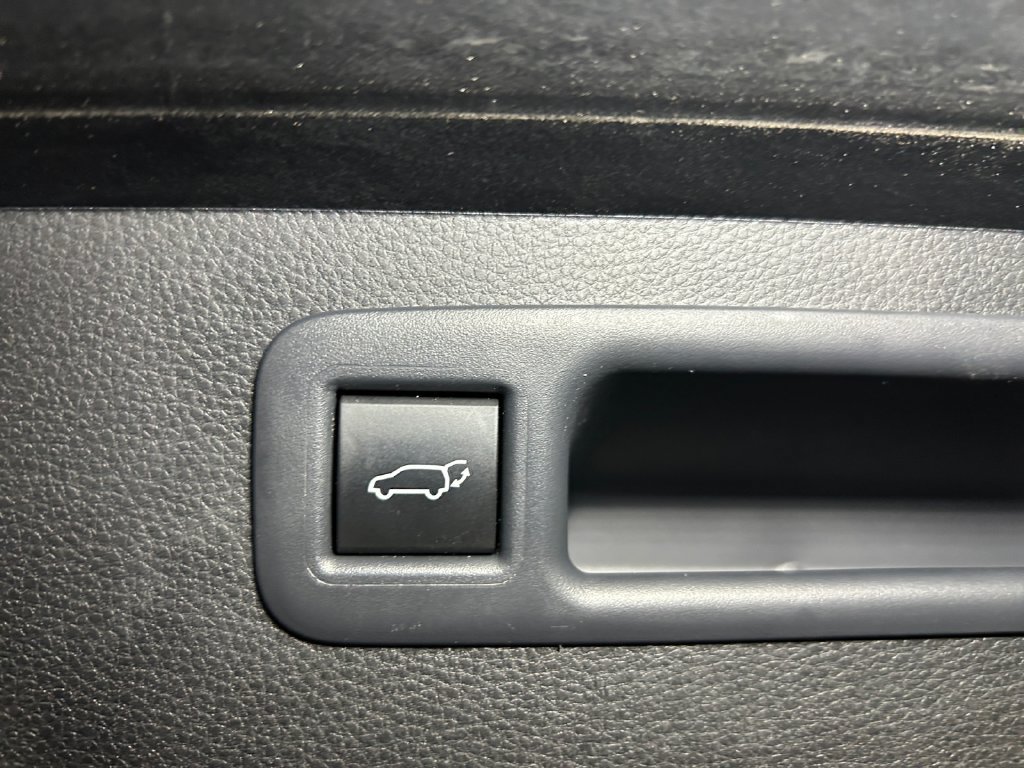 Certified 2026 Toyota Highlander XLE AWD/4WD image 23