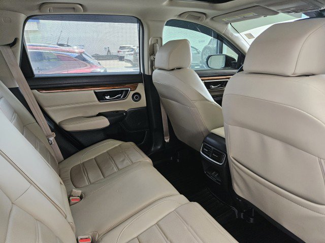 Used 2018 Honda CR-V Touring image 13