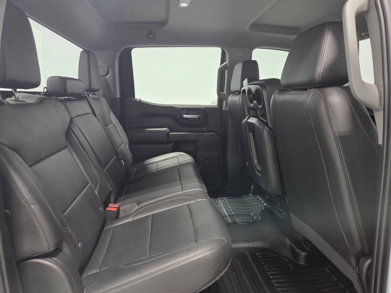 Used 2022 Chevrolet Silverado 1500 W/T w/ Trailering Package AWD/4WD image 18