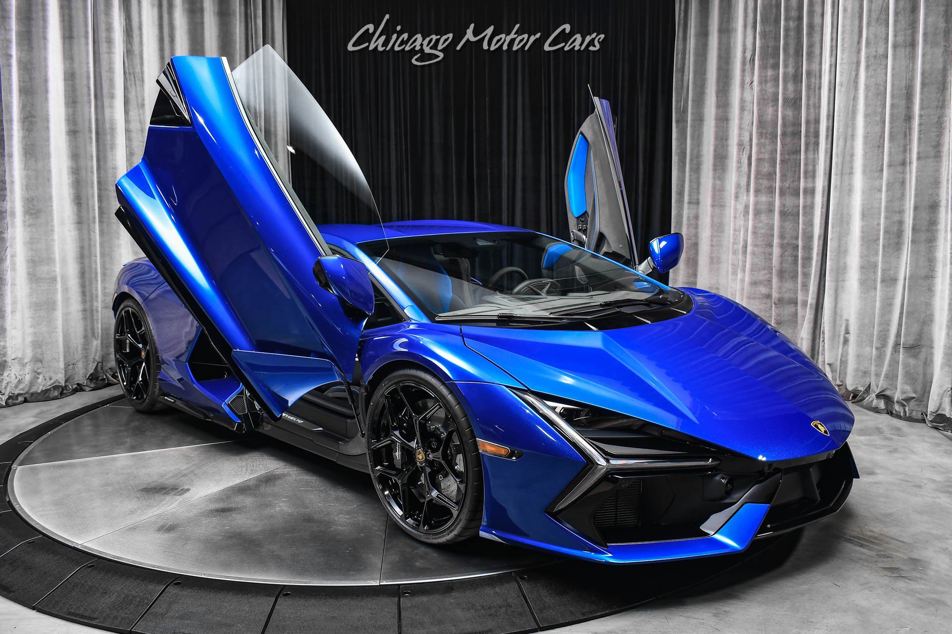 Used 2025 Lamborghini Revuelto image 44