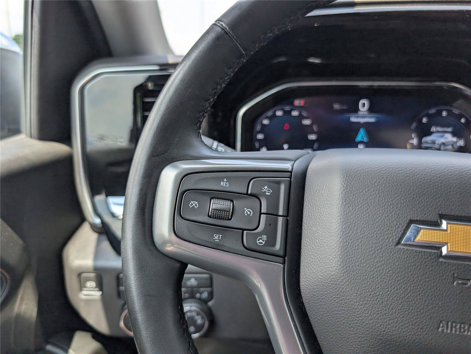 Used 2024 Chevrolet Silverado 1500 LT AWD/4WD image 22