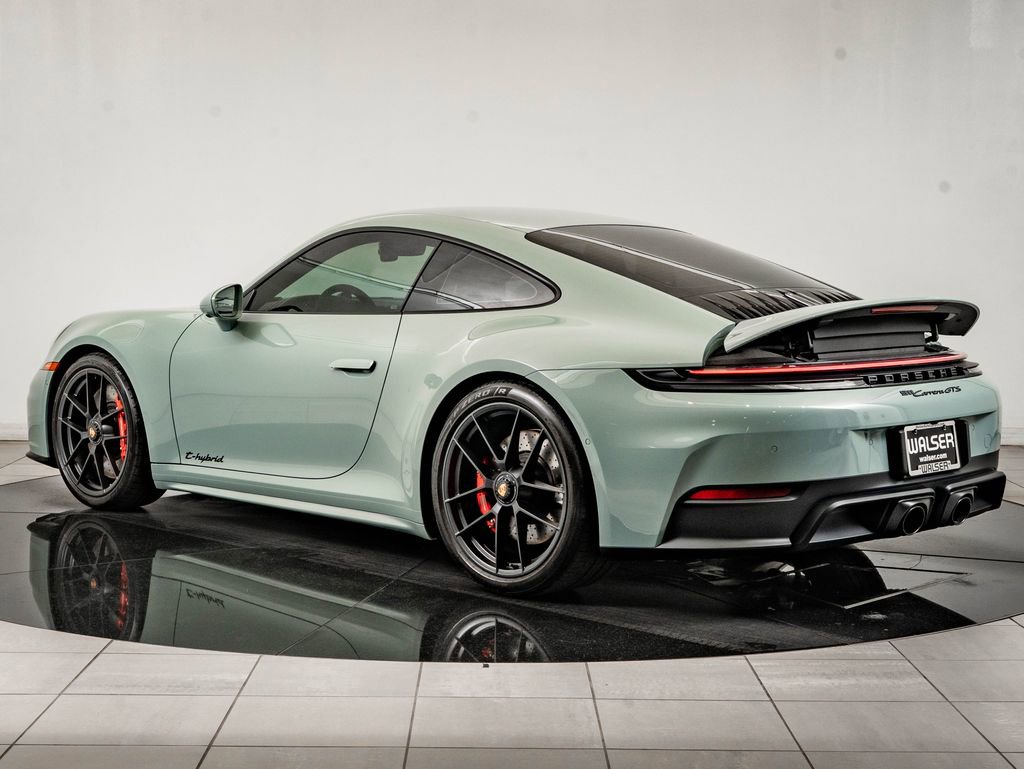 Certified 2025 Porsche 911 Carrera GTS RWD image 3