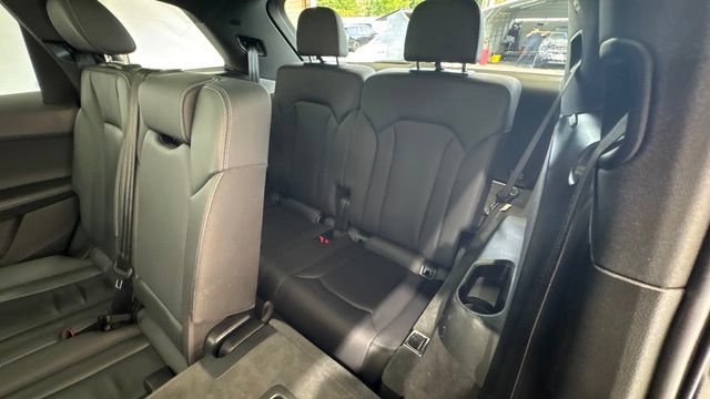 Used 2025 Audi Q7 3.0T Premium Plus AWD/4WD image 21