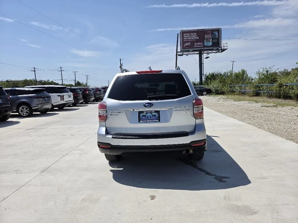 Used 2016 Subaru Forester 2.5i Premium w/ All-Weather Package AWD/4WD image 6