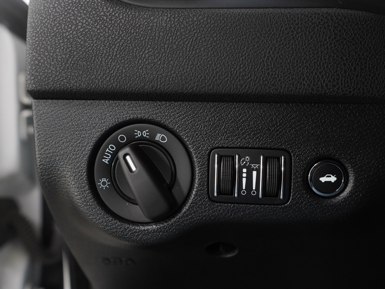 Used 2017 Dodge Charger Police w/ Convenience Group I image 22