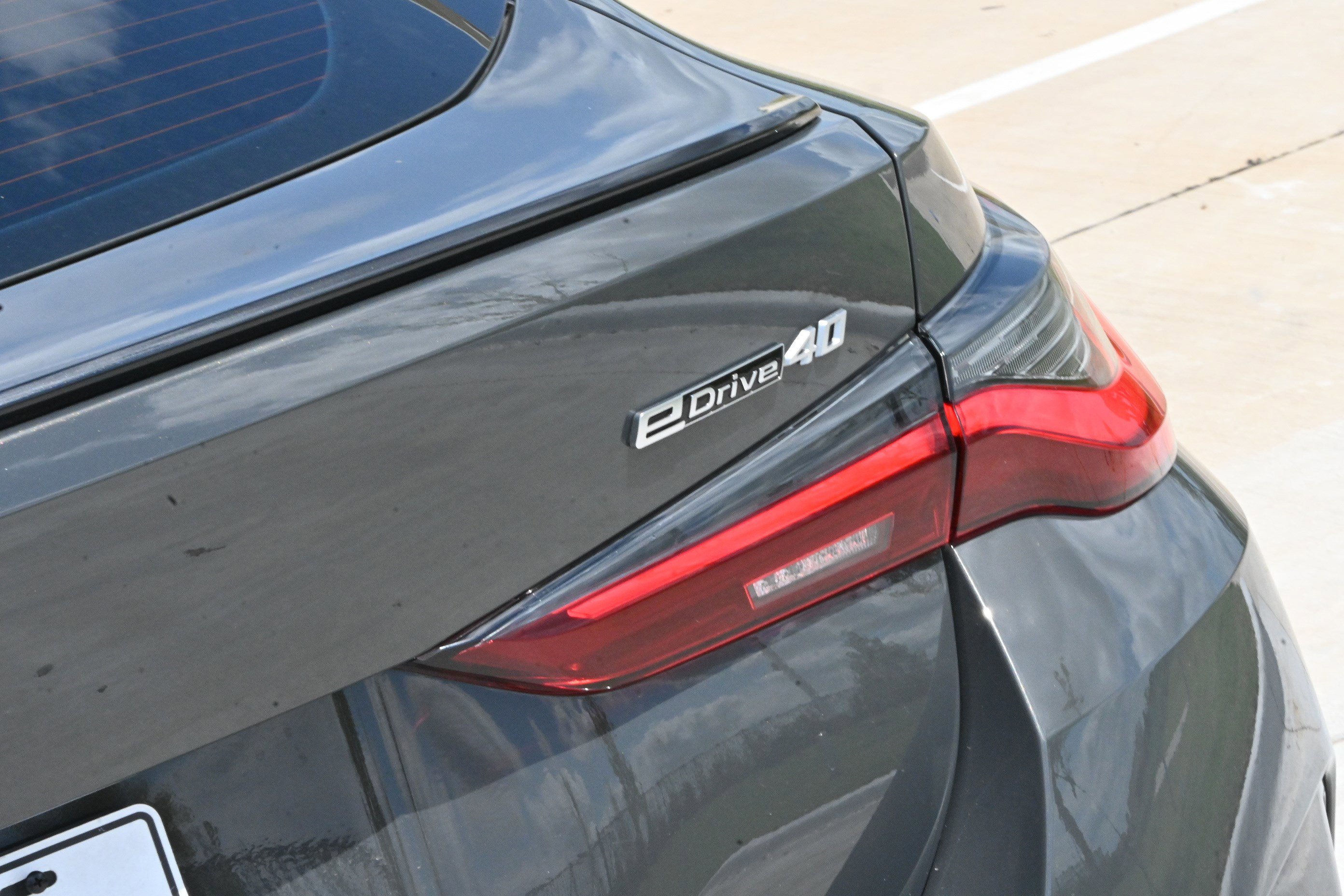 Certified 2023 BMW i4 eDrive40 w/ M Sport Package RWD image 39