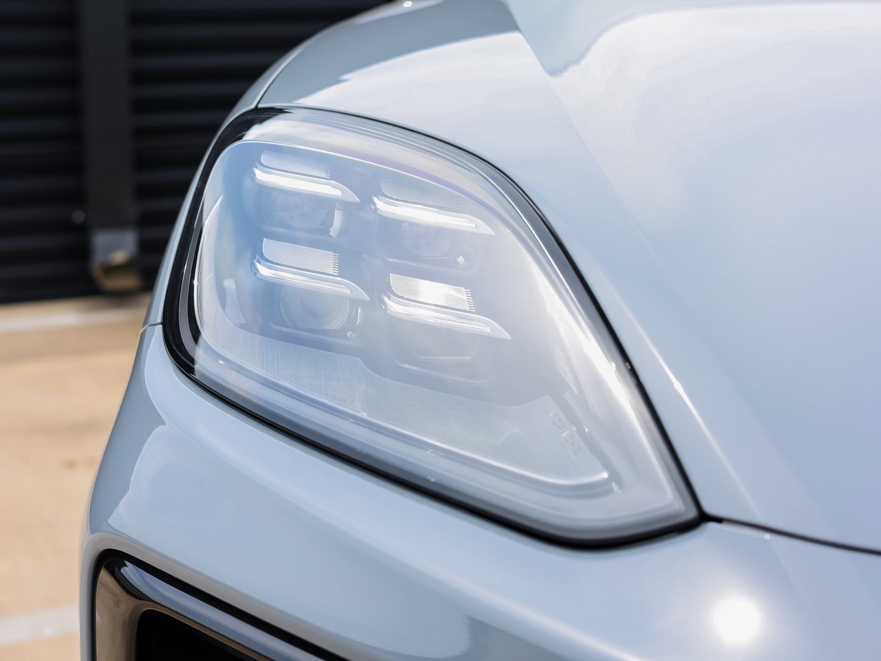 New 2025 Porsche Cayenne E-Hybrid Coupe image 13