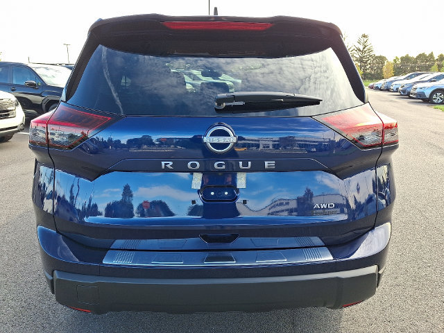 Used 2026 Nissan Rogue SV w/ Cold Weather Package AWD/4WD image 6