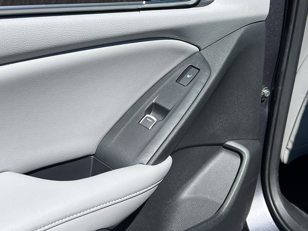 Used 2018 Honda Accord Touring image 26