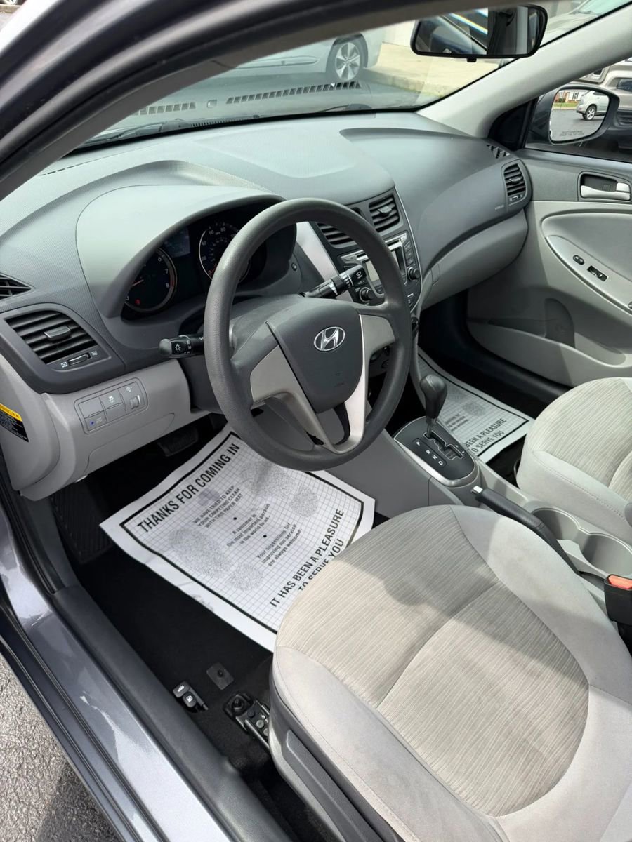 Used 2017 Hyundai Accent SE image 10