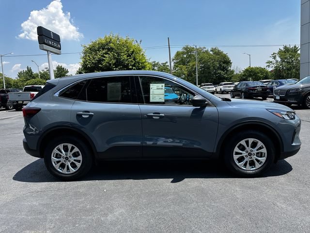 Certified 2023 Ford Escape Active AWD/4WD image 4