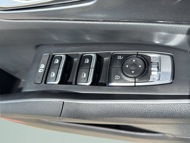 Certified 2026 Kia Sorento S w/ S Panoramic Sunroof Package FWD image 24