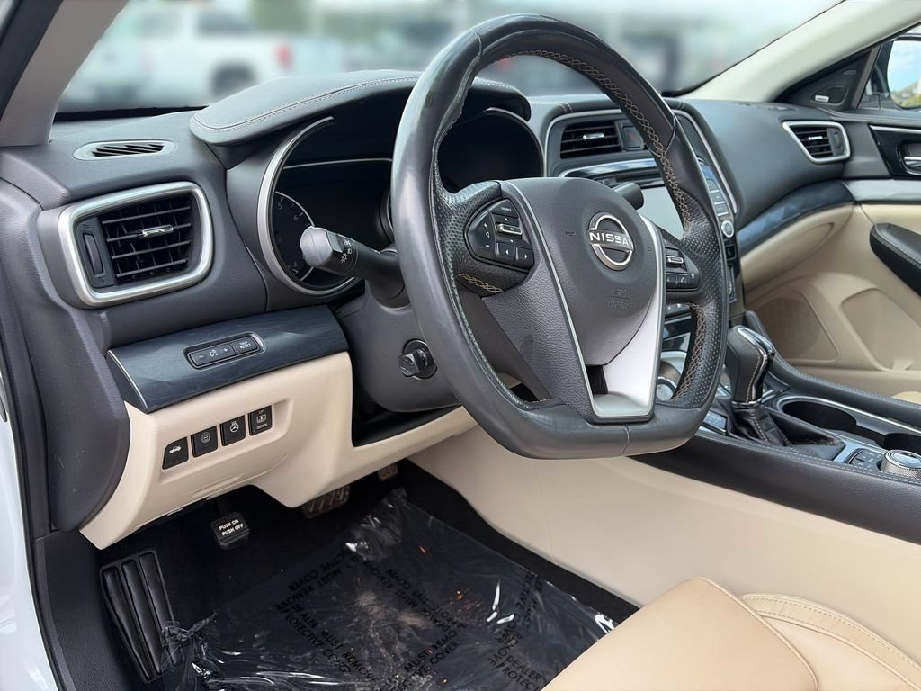 Used 2023 Nissan Maxima Platinum w/ Sport Mat Group FWD image 18