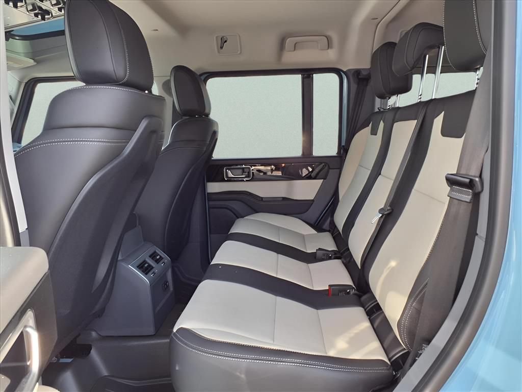 New 2025 INEOS Grenadier Station Wagon AWD/4WD image 15
