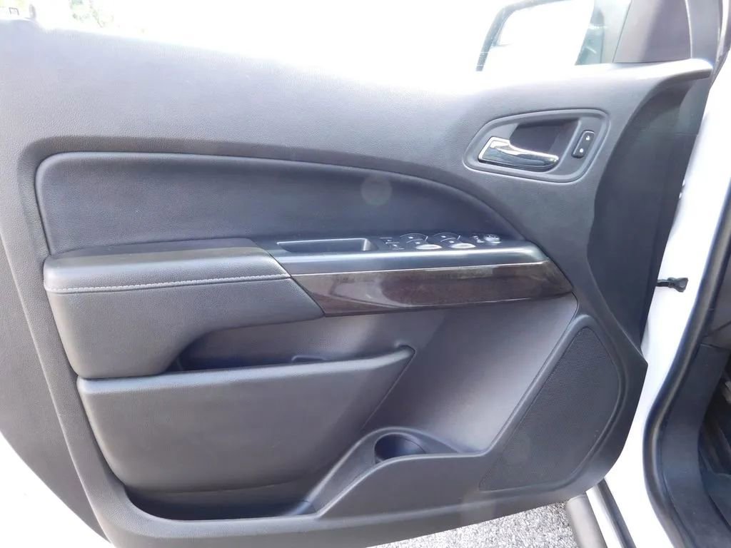 Used 2015 GMC Canyon SLE w/ SLE Convenience Package image 15