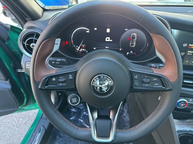 New 2025 Alfa Romeo Giulia RWD image 12