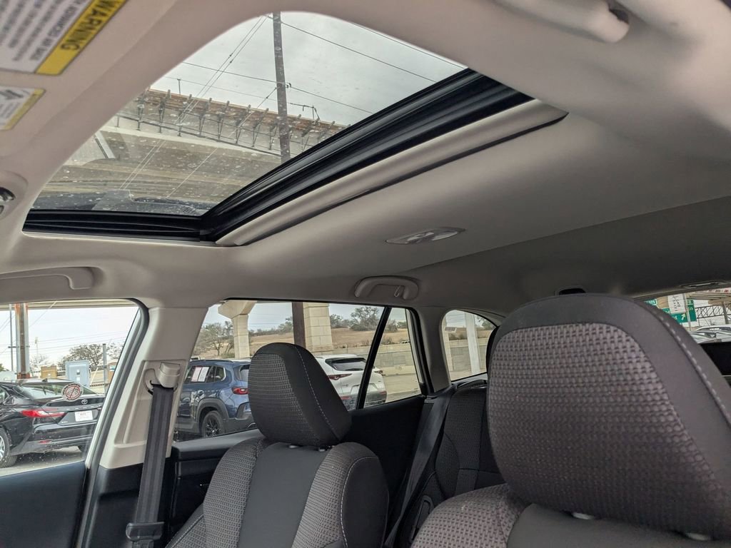 Used 2025 Subaru Outback Premium image 15