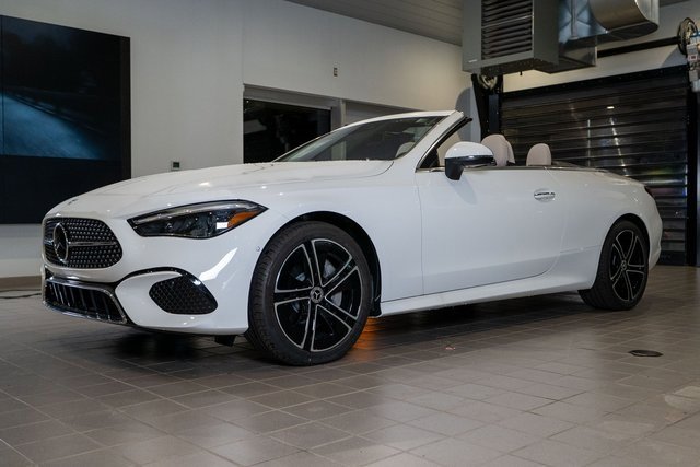 New 2026 Mercedes-Benz CLE 300 4MATIC Cabriolet image 4