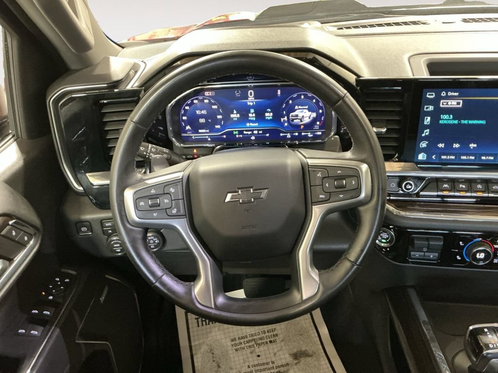Used 2024 Chevrolet Silverado 1500 LT Trail Boss w/ LT Trail Boss Premium Package AWD/4WD image 13