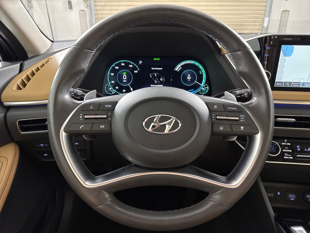 Used 2022 Hyundai Sonata Limited w/ Winter Weather Package FWD image 14