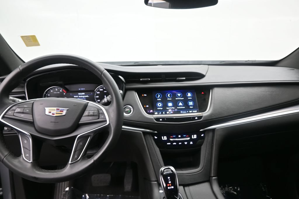 Used 2024 Cadillac XT5 Luxury FWD image 14