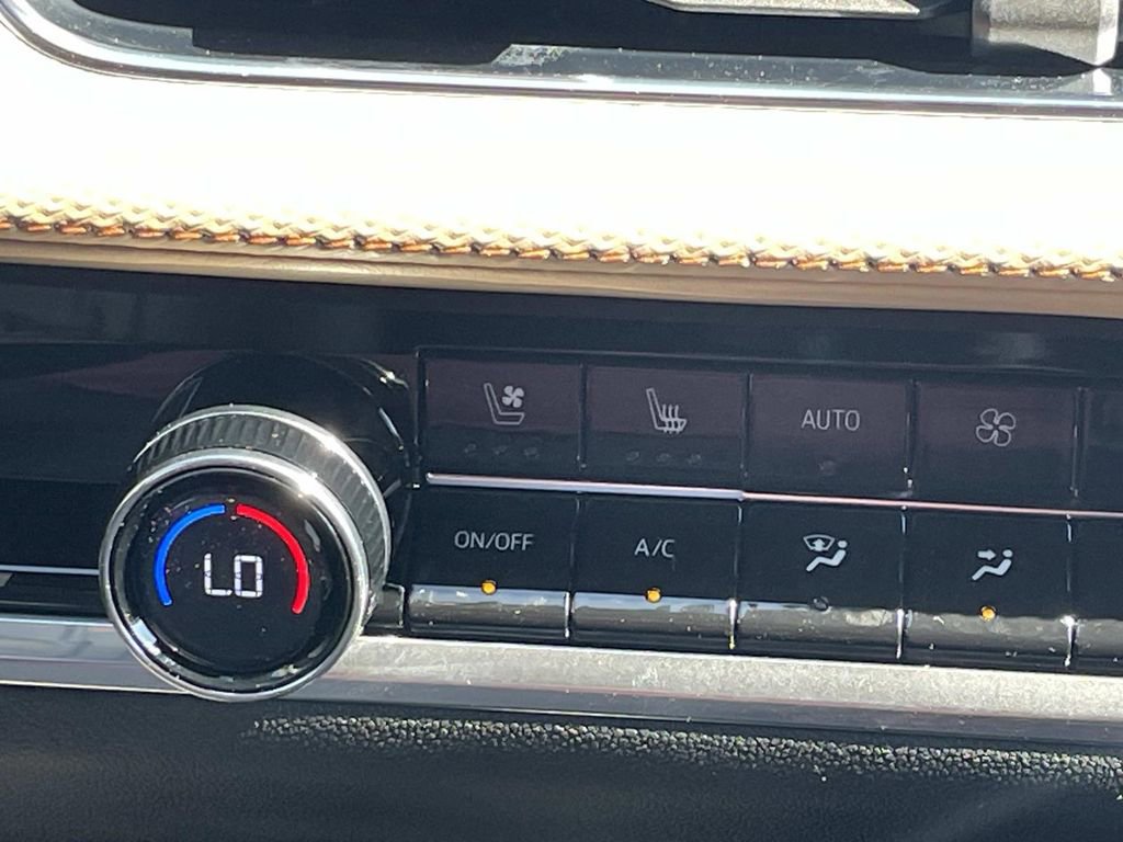 New 2026 Chevrolet Equinox ACTIV image 23