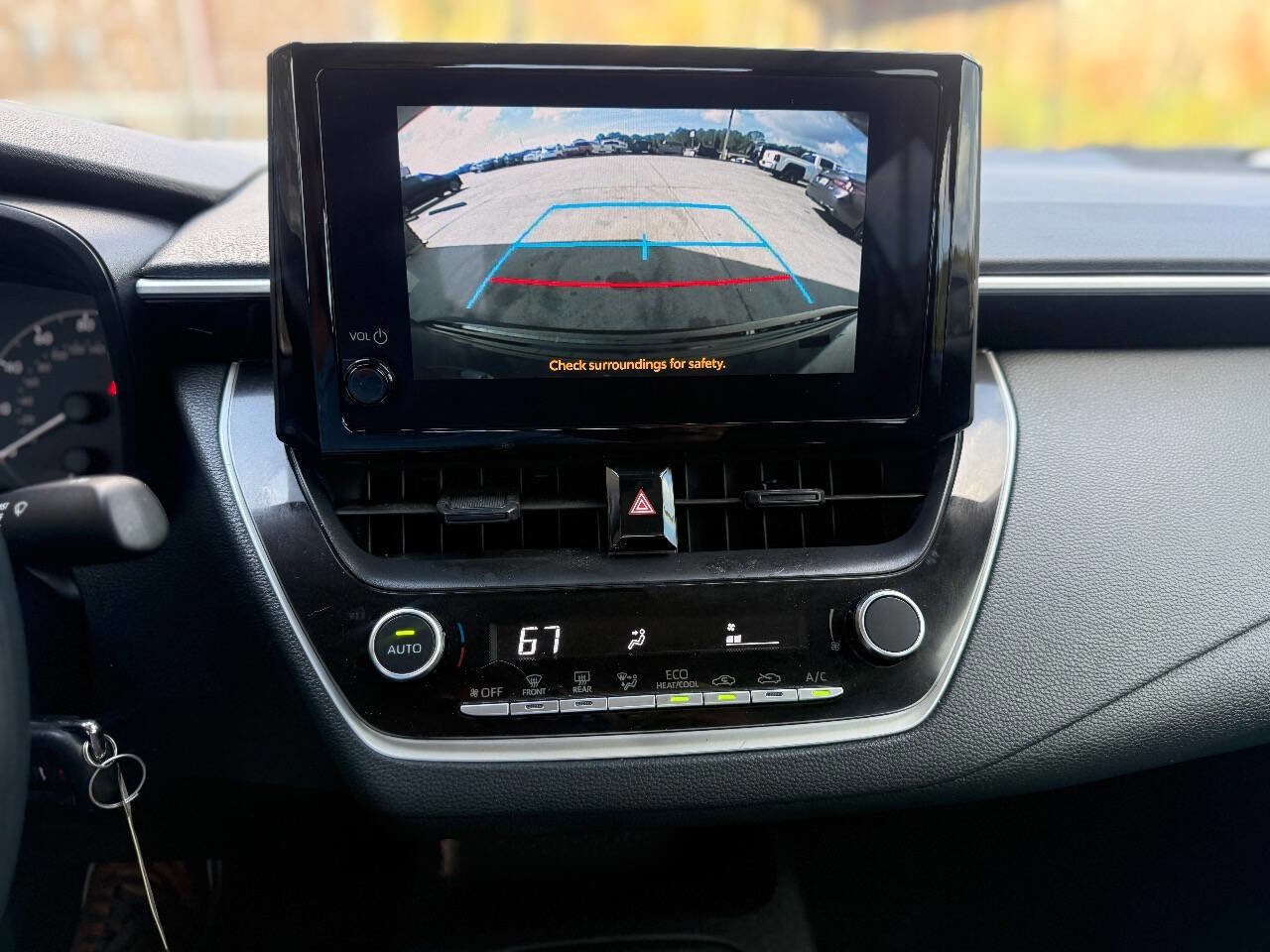 Used 2025 Toyota Corolla LE image 13