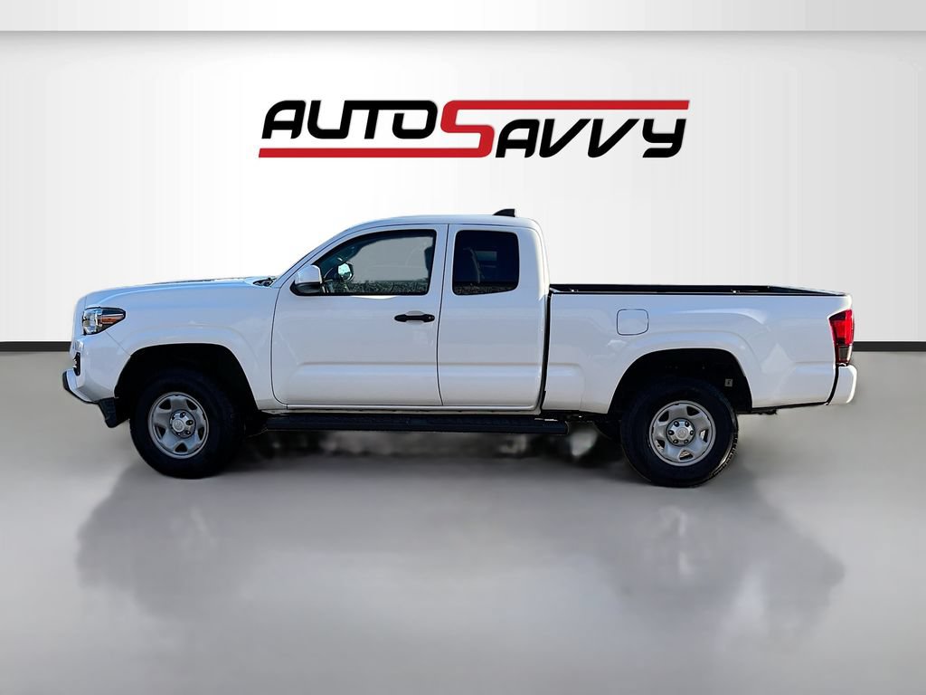 Used 2023 Toyota Tacoma SR AWD/4WD image 4