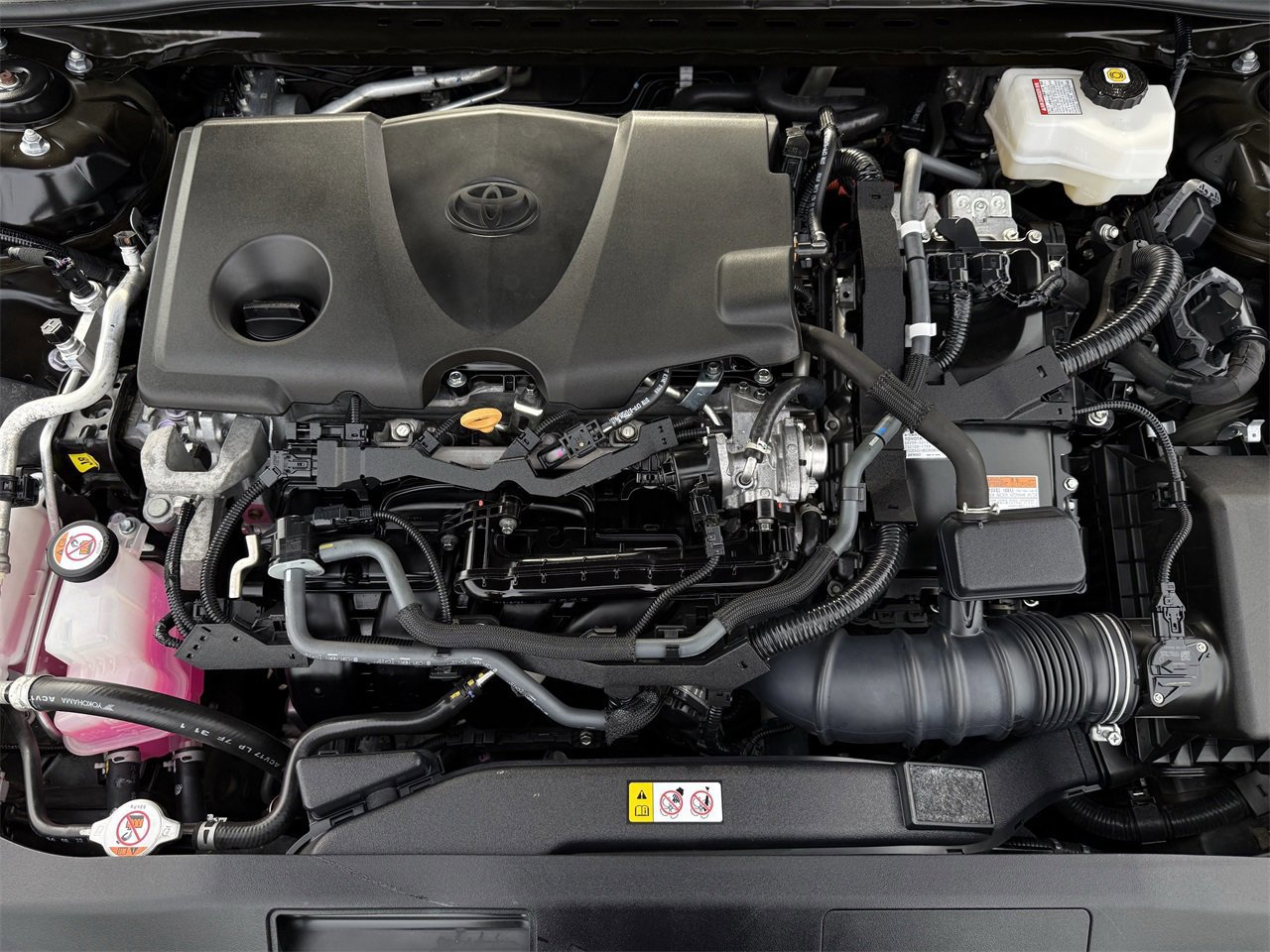 Used 2023 Toyota Camry LE image 25