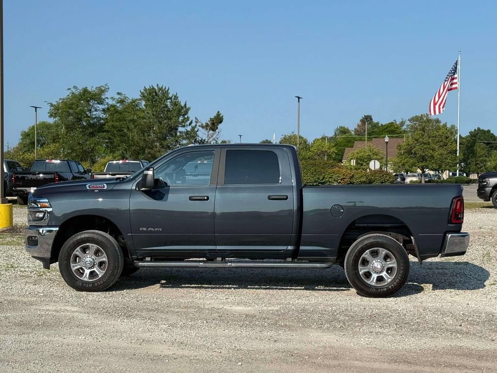 Used 2025 RAM 2500 Big Horn AWD/4WD image 7