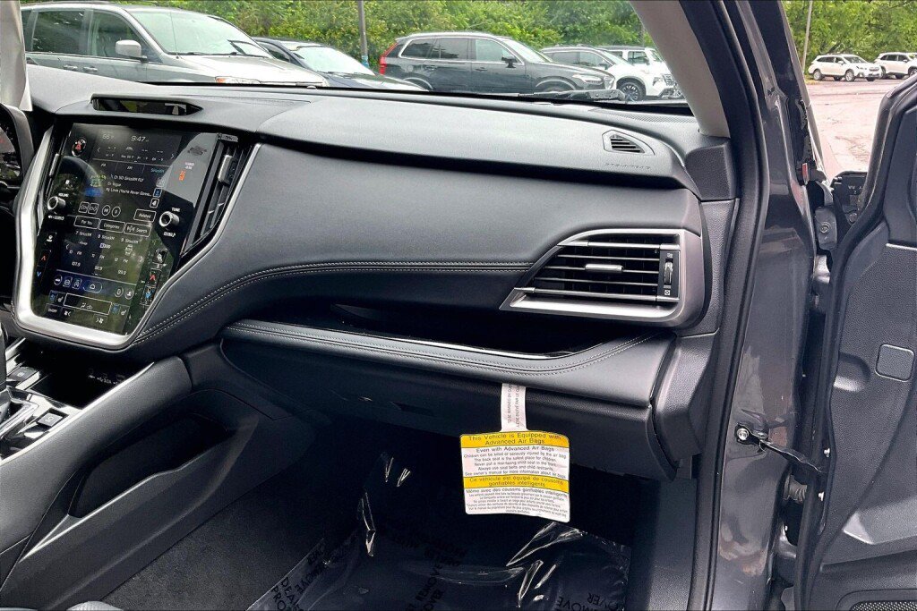 Certified 2024 Subaru Outback Touring w/ Popular Package #2 AWD/4WD image 11