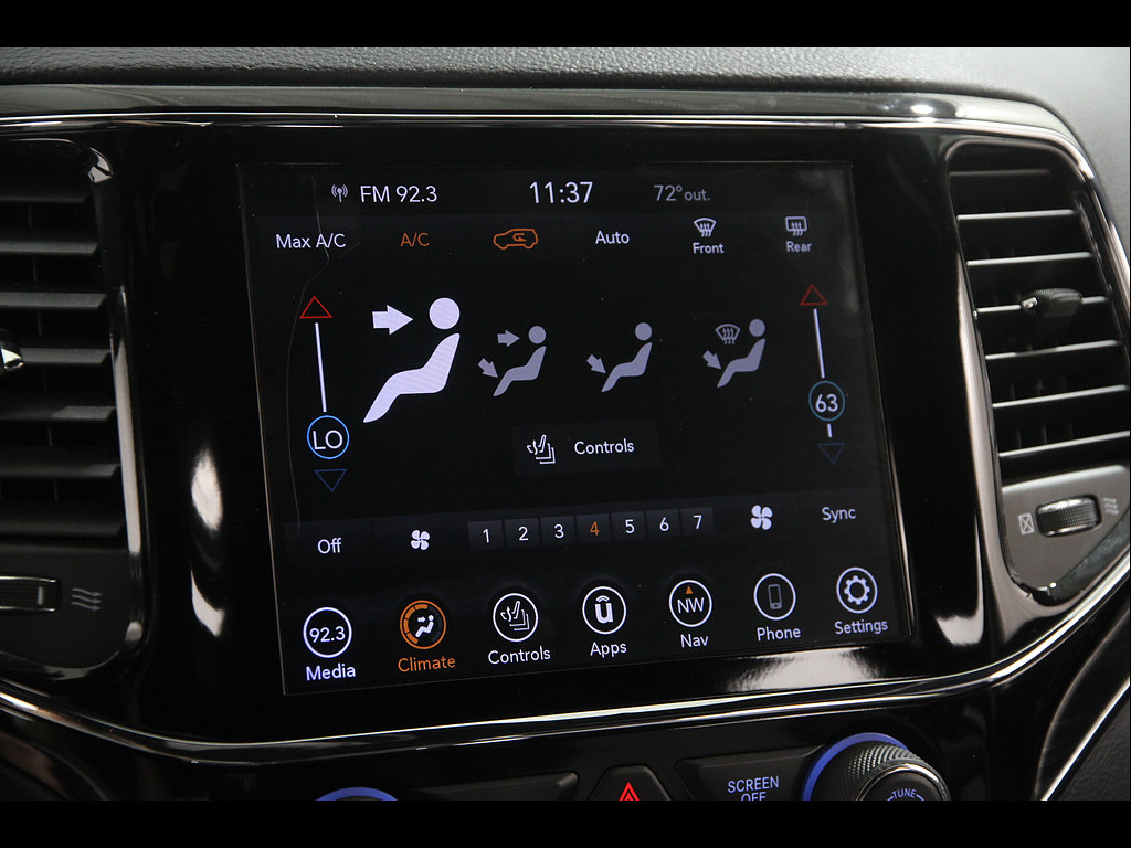 Used 2020 Jeep Grand Cherokee Limited AWD/4WD image 10