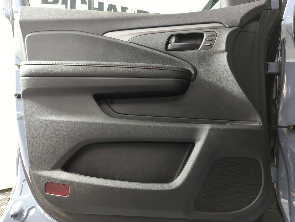 Certified 2022 Honda Passport TrailSport image 9