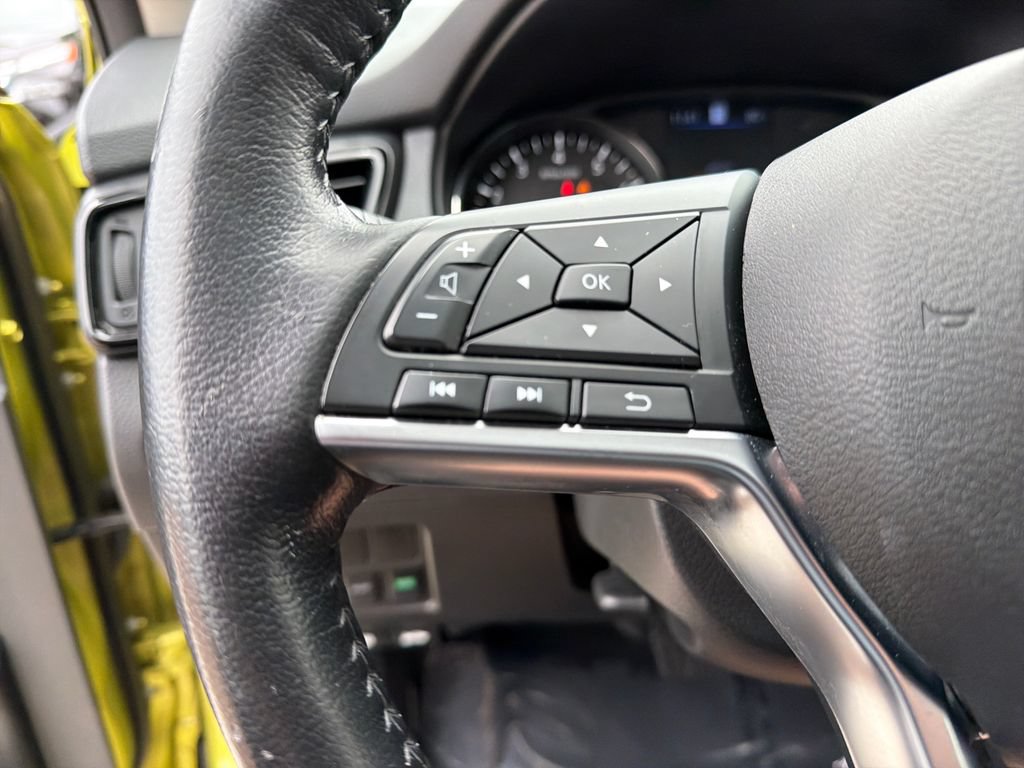 Used 2020 Nissan Rogue Sport SL w/ Premium Package FWD image 23